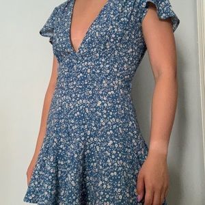 SUPER CUTE blue coral romper
